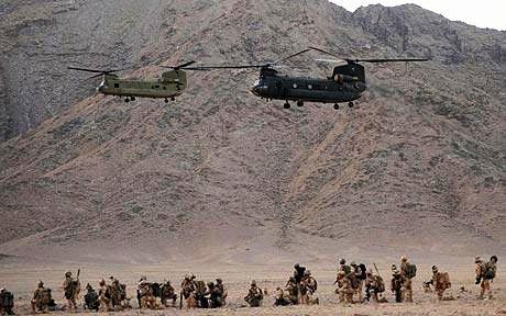 Heli Chinook Inggris Ditembak Taliban