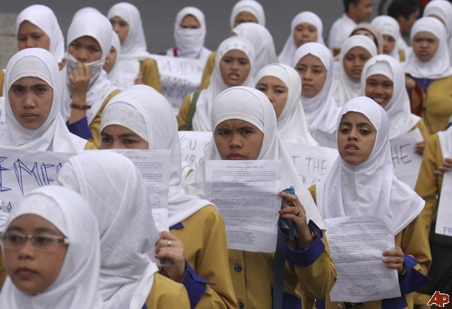 Muslim Filipina Demonstrasi Menentang Anti Islam Yang Terjadi di Eropa