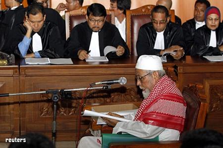 JAT: KH Abu Bakar Ba'asyir Disidang dengan Pengadilan Rekayasa