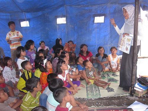 Perkuat Akidah Pengungsi, Kanwil Kemenag Turunkan Penyuluh ke Barak 