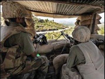 2 Tentara Pakistan Luka Ditembaki Helikopter NATO di Perbatasan