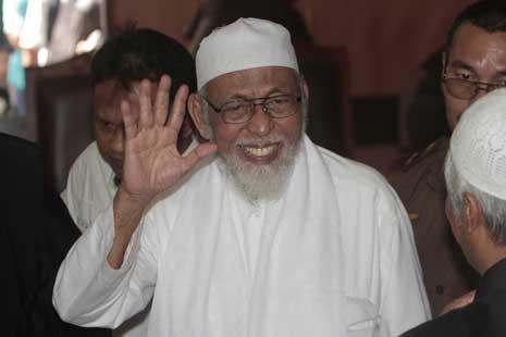 Klarifikasi JAT Terhadap Pernyataan Ust. Abu Bakar Ba'asyir Yang Tersebar di Sosmed