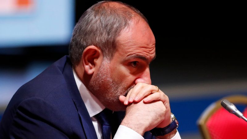 Demonstaran Armenia Kecam 'Pengakuan Kekalahan' Nikol Pashinyan Dalam Konflik Karabakh