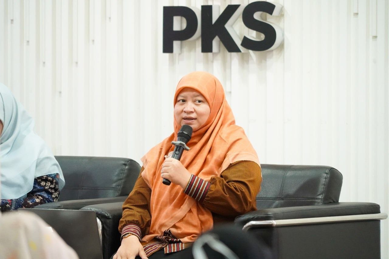 PKS Soroti Narasi BEM Psikologi UI soal Normalisasi LGBT, Minta Kajian Akademik yang Utuh