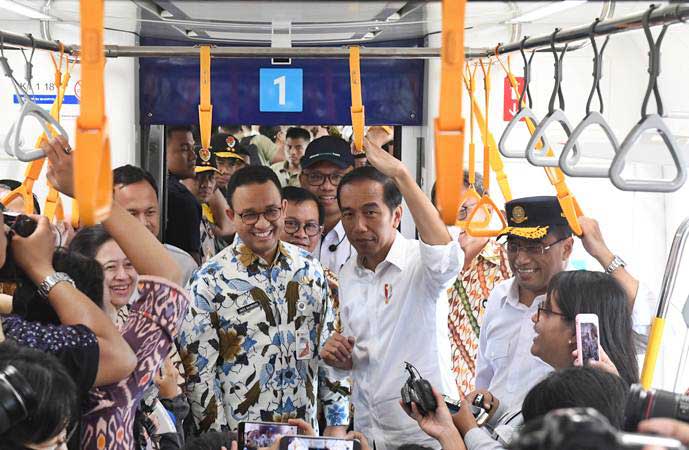 Di MRT, Jokowi Kehilangan Simpati