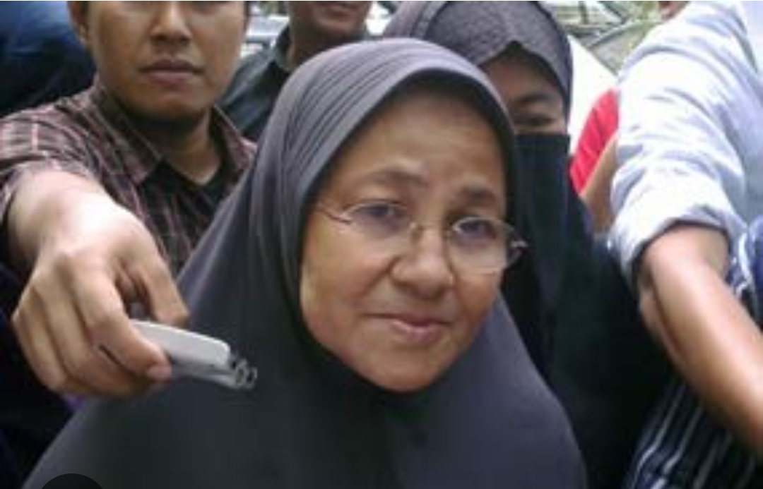 Kesaksian dari Balik Tembok Ngruki: Mengenang Kesalehan dan Ketulusan Umi Ichun