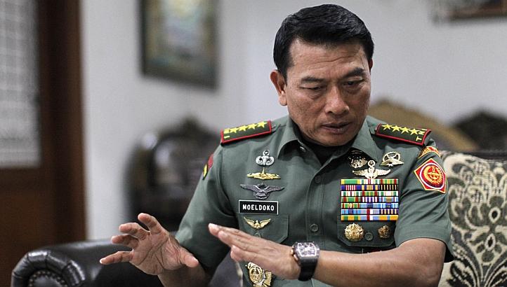 Panglima TNI Mencla-Mencle Soal Jilbab TNI. Kenapa Jenderal?