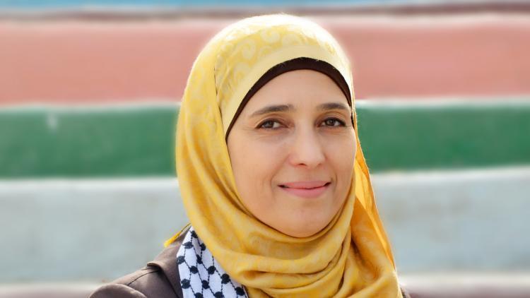 8 Juta Dollar untuk Hanan Al Hroub dari Palestina sebagai Guru Terbaik di Dunia
