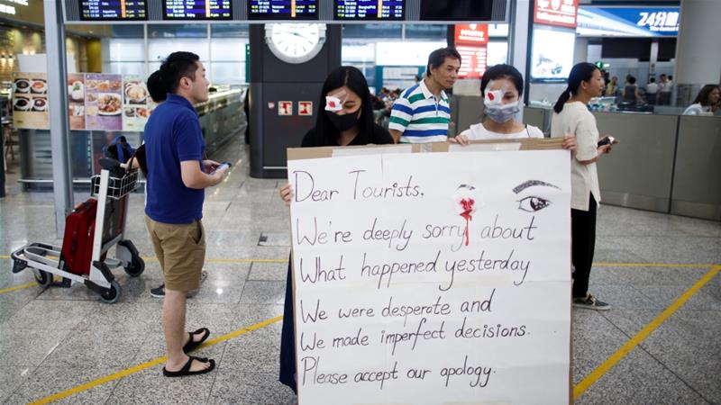 Demonstran Hong Kong Minta Maaf Sudah Bikin Lumpuh Bandara