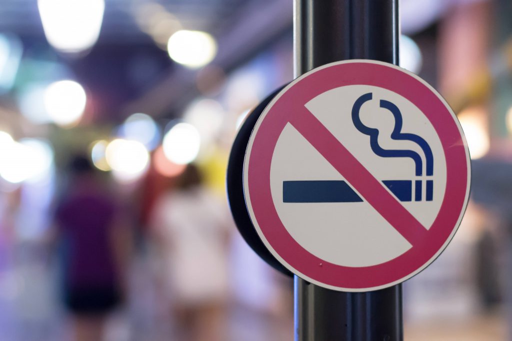 Menkes Minta Menkominfo Blokir Iklan Rokok di internet