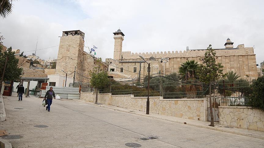 Menteri Agama Palestina: Larangan Azan di Yerusalem Langgar Hak Beribadah