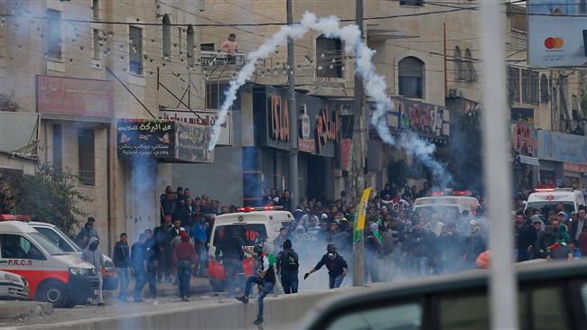 Puluhan Warga Palestina Terluka dalam 'Hari Kemarahan' Dukung Al-Quds