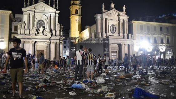 1000 Fans Juventus Terluka Menyusul 'Serangan Bom Palsu' di Lokasi Nobar Final Liga Champions