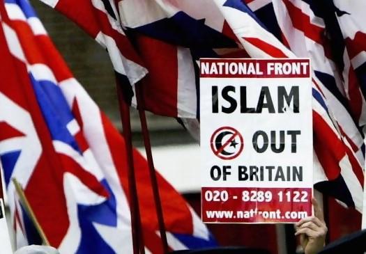 COVER STORY Juli: Islamofobia Nama Lain Anti-Islam