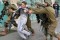 Tentara Zionis Isrel Gunakan 3 Anak Palestina Sebagai Temeng Manusia Dalam Penyerbuan Di Tulkarem