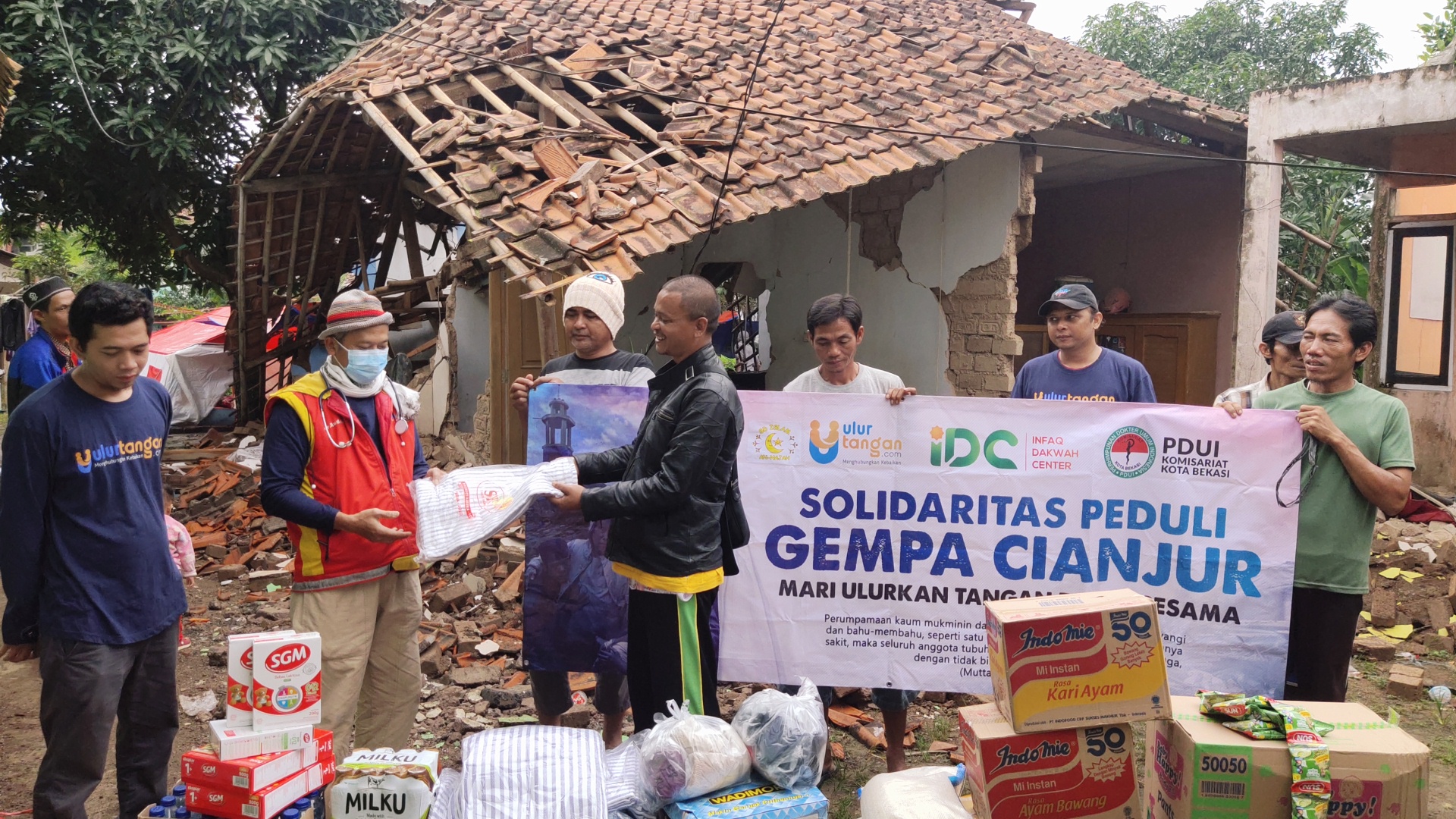 Tahap Ke-2 Selesai, Ulur Tangan Siap Laksanakan Kegiatan Tahap Ketiga 'Aksi Peduli Gempa Cianjur'