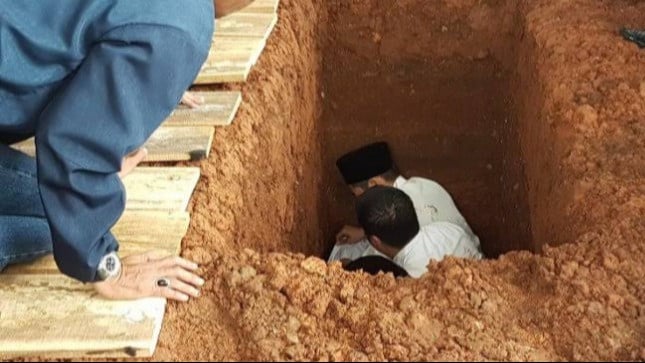 Meninggal di Hari Jumat, Dilindungi dari Siksa Kubur