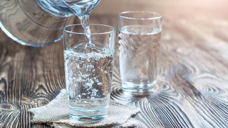 Minum Air Delapan Gelas Per Hari Cegah Penyakit Batu Ginjal