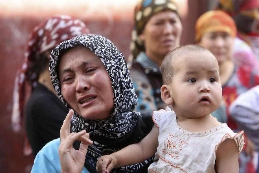 Mengecam, Itu Selemah-lemahnya Membela Muslim Uighur   